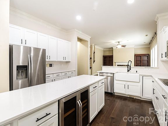 5th image of 10107 Daufuskie Dr