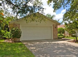 6594 Ilex Cir, Naples, FL 34109