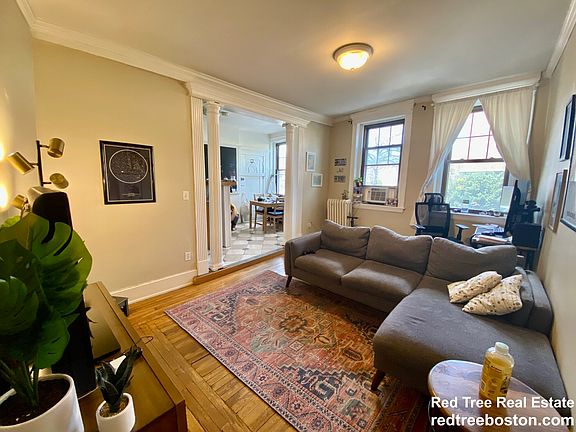 3rd image of 5 Braemore Rd