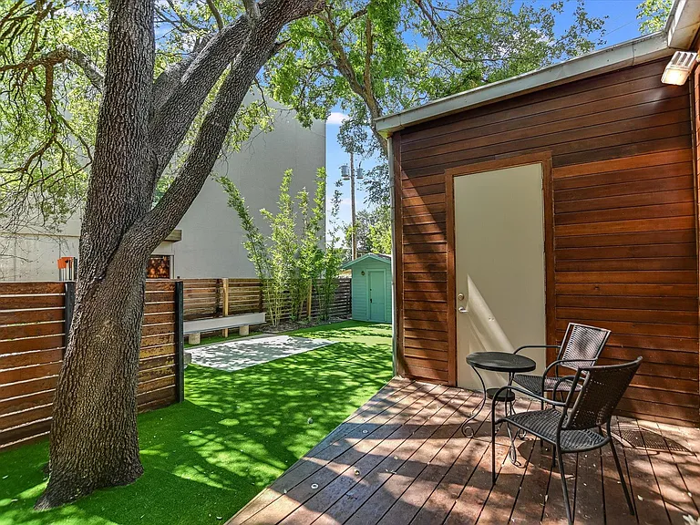 2109 Nickerson St — Photo 20