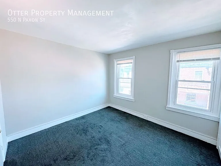 550 N Paxon St — Photo 17