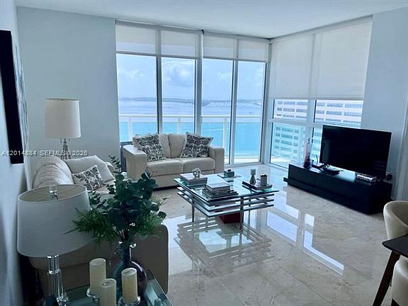 4th image of 950 Brickell Bay Dr APT 2711