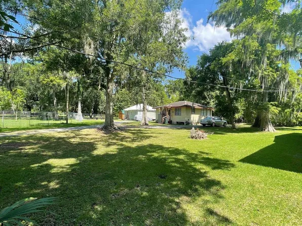 14 & 16 Fernwood Dr, Houma, LA 70364