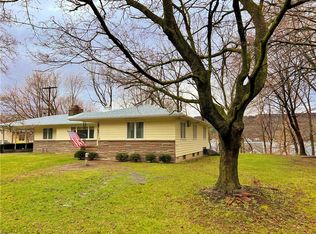 823 E Lake Rd, Penn Yan, NY 14527