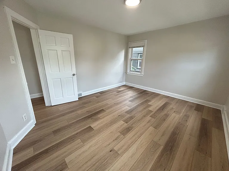 16575 Mendota St — Photo 19