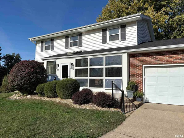 4221 Country Meadows Ln, Quincy, IL 62305
