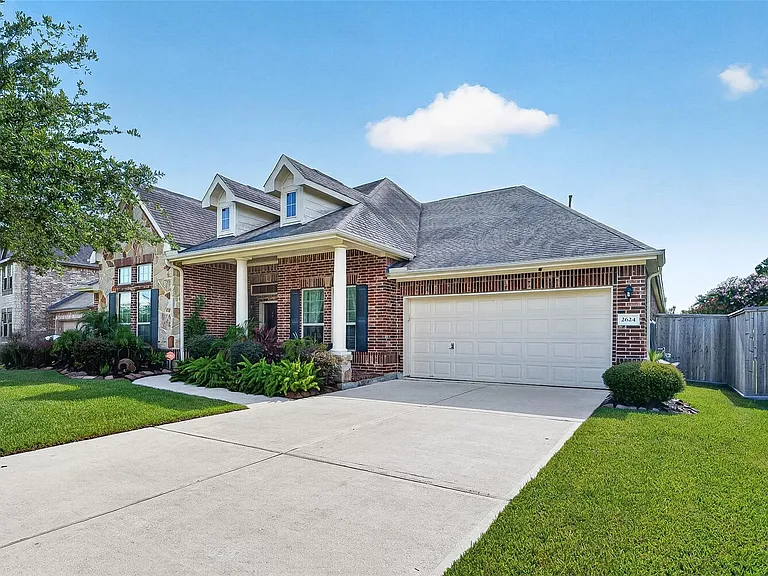 2624 Holbrook Springs Ln — Photo 5