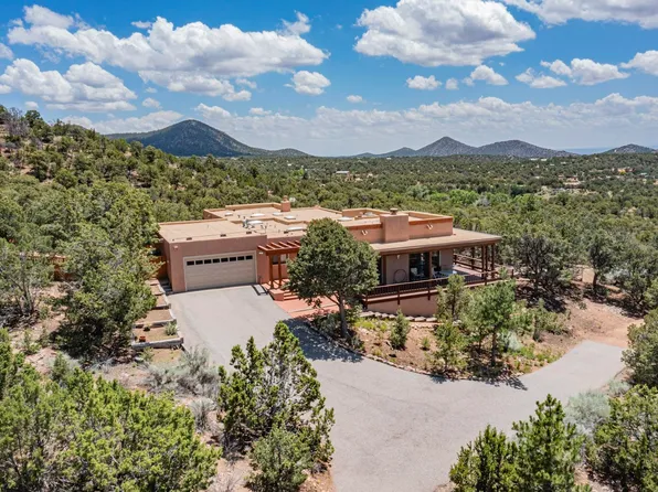 34 Coyote Mountain Rd, Santa Fe, NM 87505