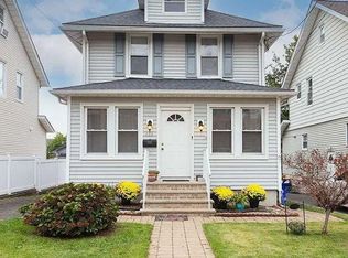 476 Rutherford Ave, Lyndhurst, NJ 07071