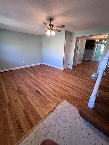9 Glenn Rd #TOWNHOUSE Photo 1