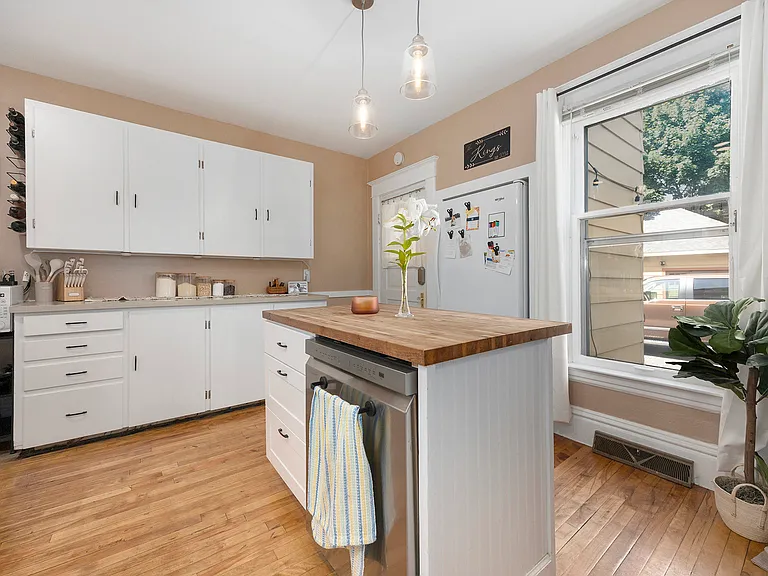 3271 Coit Ave NE #1 — Photo 9