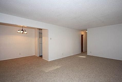 2nd image of 4207 N Knoll Ridge Rd #93gfw3hcd