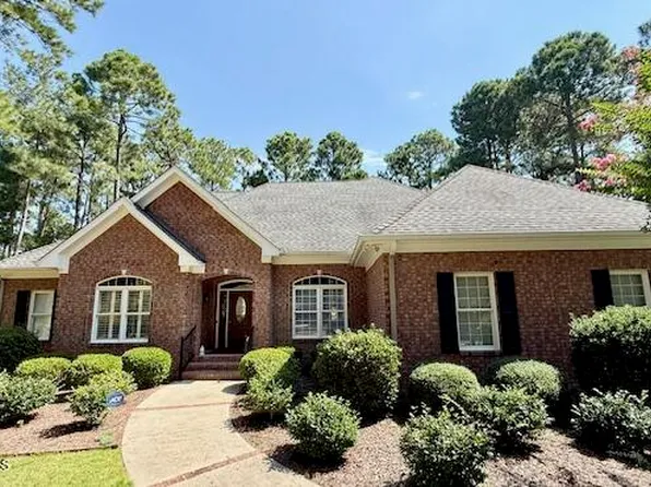 4 Oxton Circle, Pinehurst, NC 28374