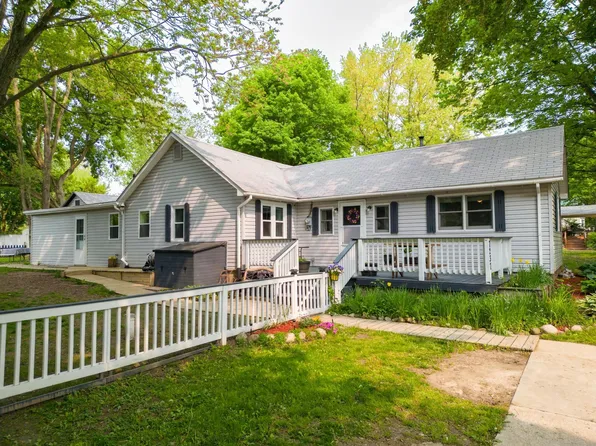 7237 Dundee St, Genesee, MI 48437