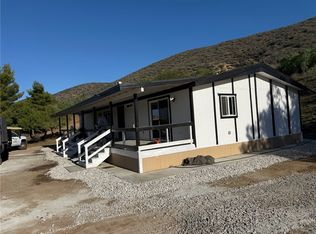 24060 Bienvenidos Rd, Perris, CA 92570