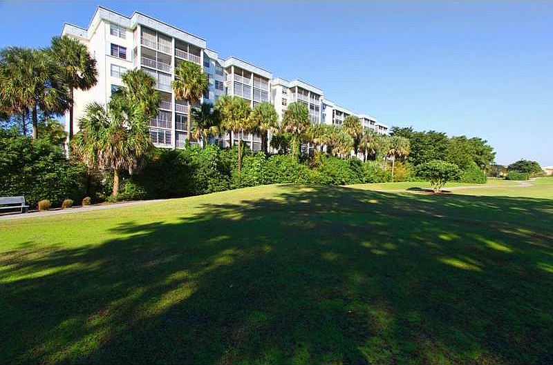 1st image of 250 Jacaranda Dr APT 406