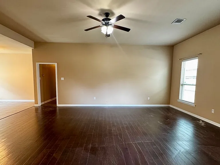 8624 Abertay Ave — Photo 13