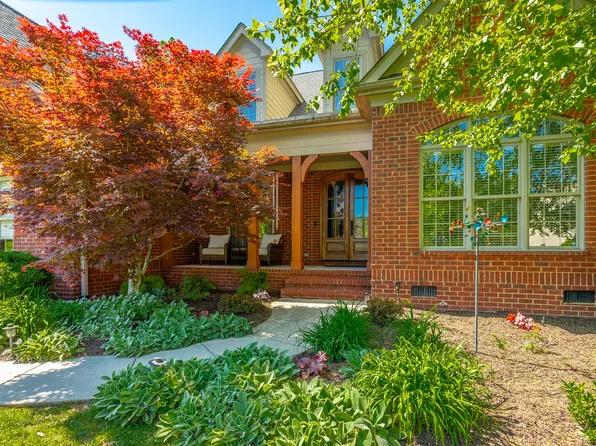 6456 Deep Canyon Rd, Hixson, TN 37343