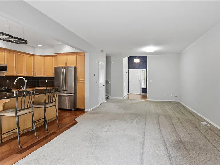 12331 NE 92nd St #12 — Photo 7