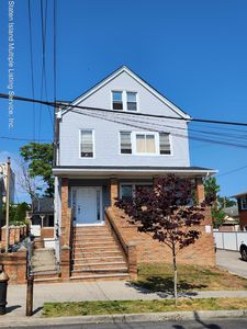 137 Sand Ln, Staten Island, NY, 10305