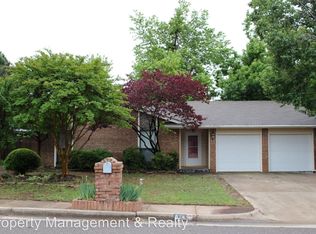 814 Hawthorne Pl, Edmond, OK 73003