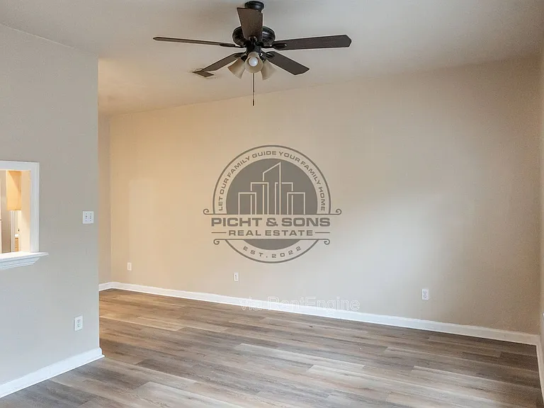 2403 Hartsfield Rd #602-1 — Photo 3
