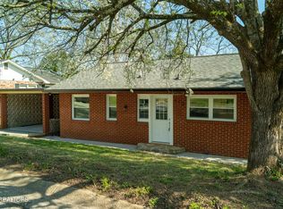 112 Tucker Rd, Oak Ridge, TN 37830