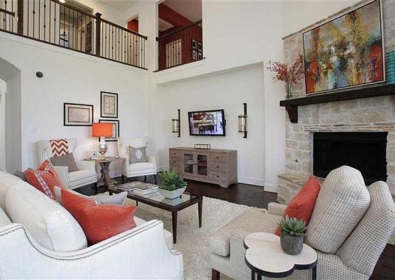 2nd image of 6412 Pamilla Ln
