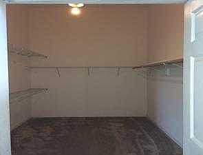 MASTER BD WALK IN CLOSET