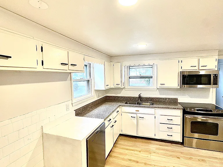 45-45A Bay View Dr #1-2 — Photo 15
