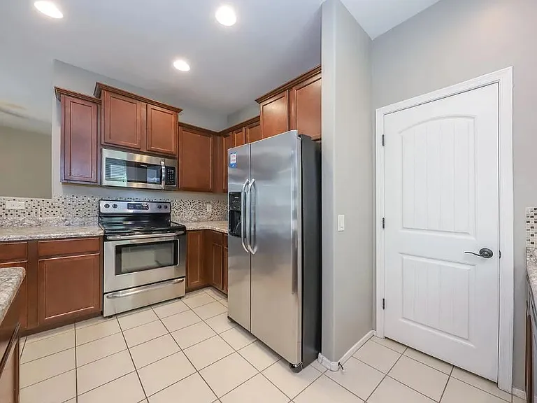 8754 N Mugho Pine Trl — Photo 5