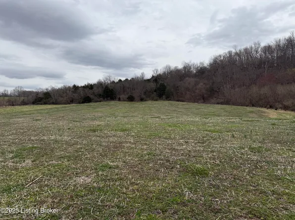 13 Tucker Ln, Springfield, KY 40069