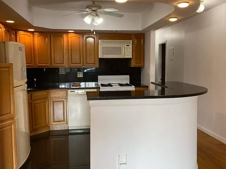 7135 Park Ave #1 — Photo 2