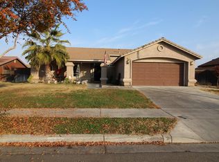 1437 Lacreta Ave, Madera, CA 93638