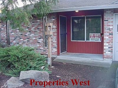 1st image of 3330 NE 57th Ave APT 4