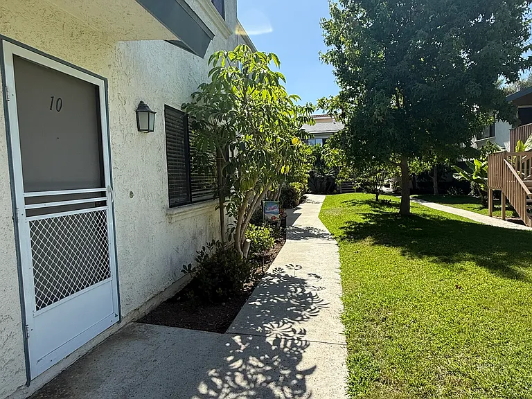16885 Lynn Ln #10 — Photo 12