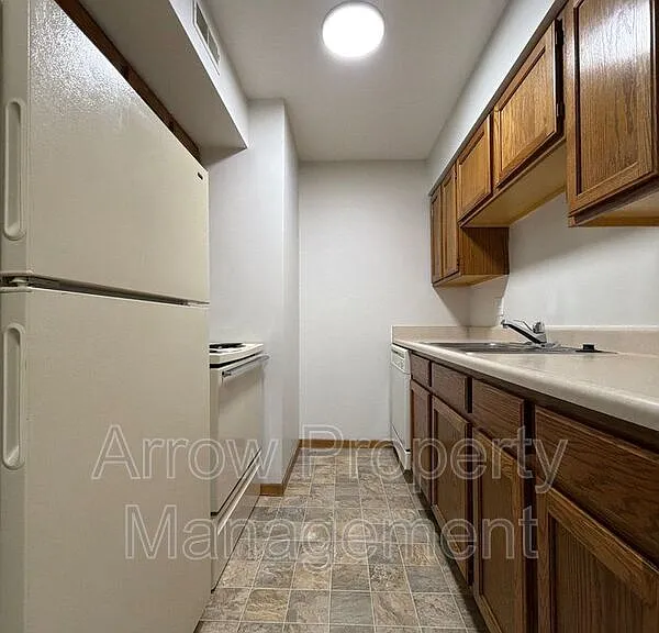 1421 D St #2 — Photo 6