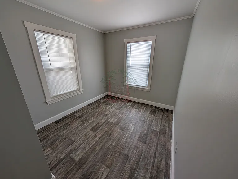 Bedroom 2 (no closet)