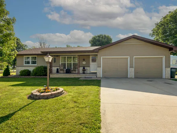 220 N Sunset Avenue, Bolivar, MO 65613