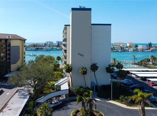 660 Island Way APT 903, Clearwater, FL 33767