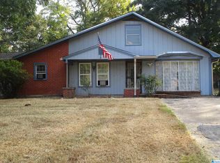 1019 Manor Dr, Bessemer, AL 35020