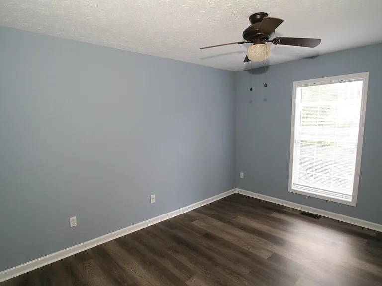 109 Ashe Ave — Photo 19