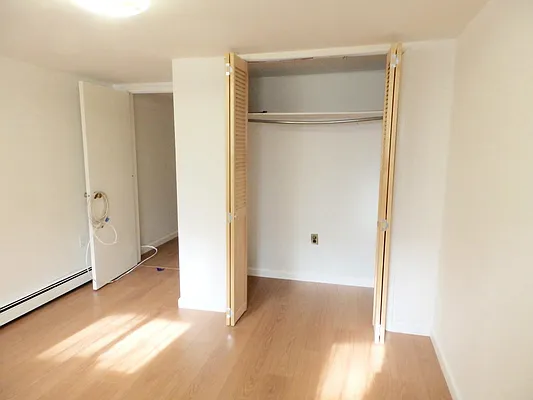 Rented by Keller Williams NYC | media 8