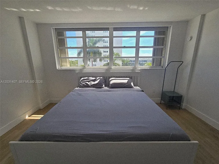 800 West Ave #618 — Photo 17