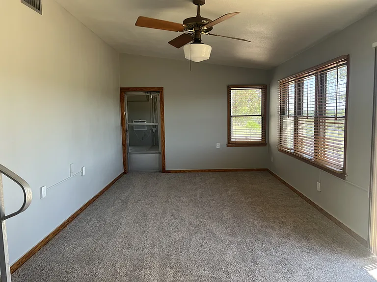 2115 Nash Creek Rd — Photo 28