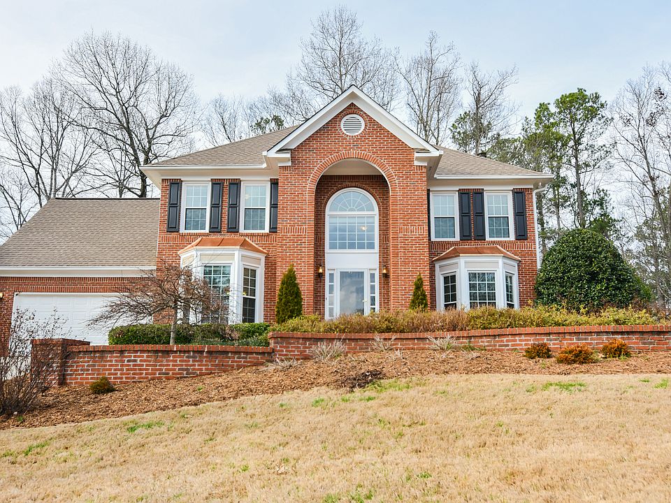 2nd image of 892 Devonwood Trl