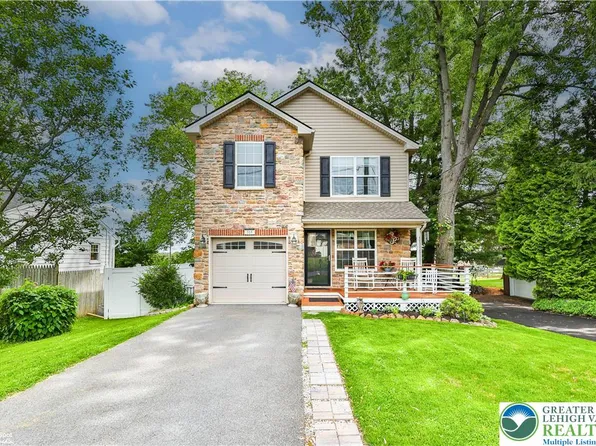 318 Pike St, Easton, PA 18045