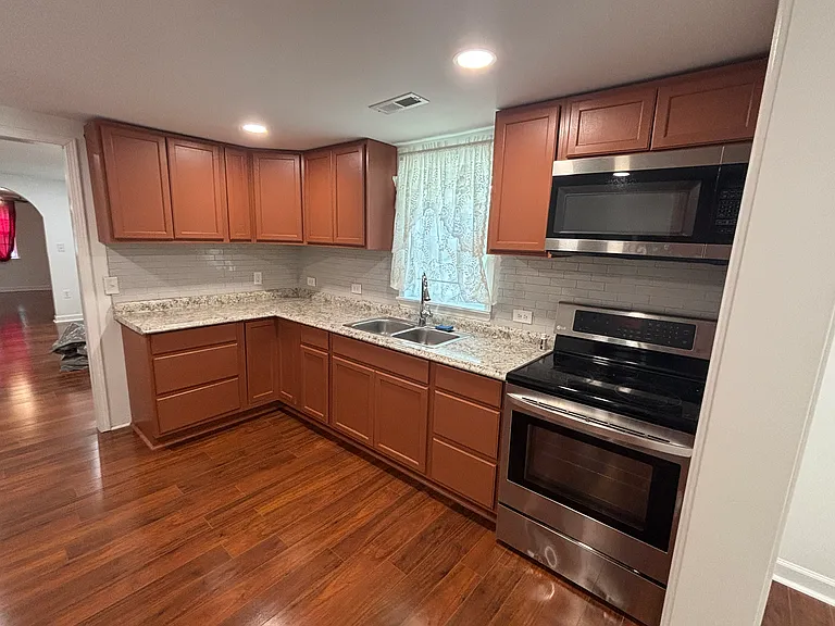4 Wilder Dr — Photo 4