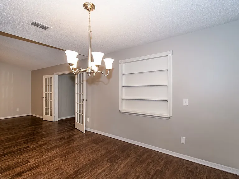 7039 Eagles Perch Dr — Photo 5