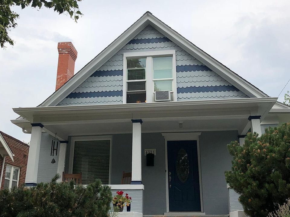 Bright and Sunny 2 Story Victorian Home in Sunnyside